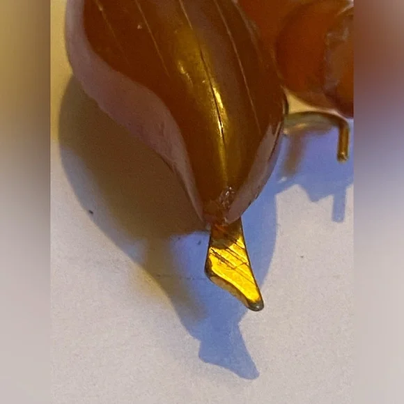 Vintage Amber Brooch USSR Lily of the Valley #9196 - Picture 10 of 13